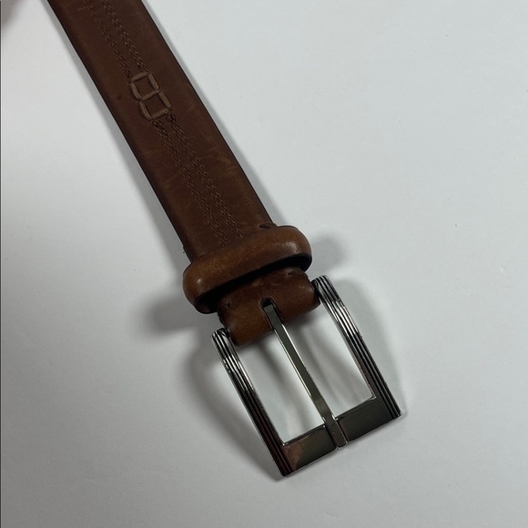 Florsheim Men's Brown Leather Belt with Silver Buckle. Sz 56 - Picture 3 of 10
